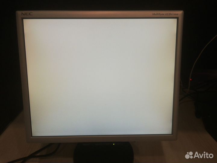 Монитор NEC MultiSync LCD1770NX