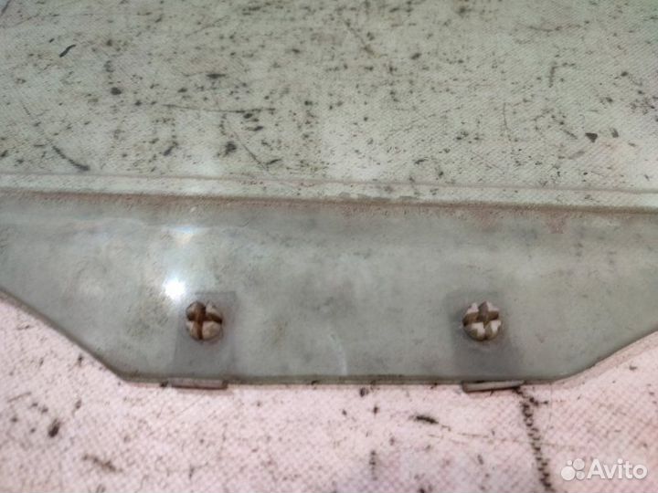 Стекло двери переднее правое Ford Escape TM1 AJ