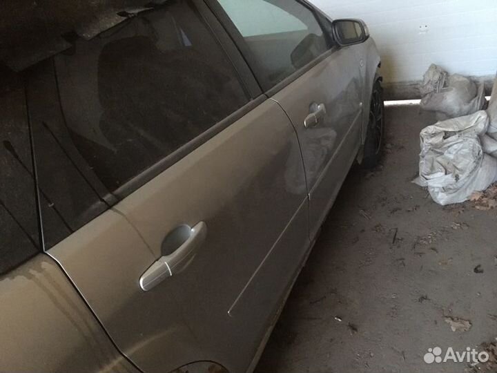 Крыло переднее правое ford Focus II 2005-2008
