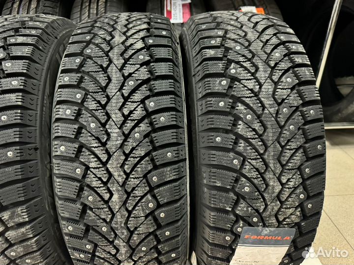 Formula Ice 215/50 R17 22