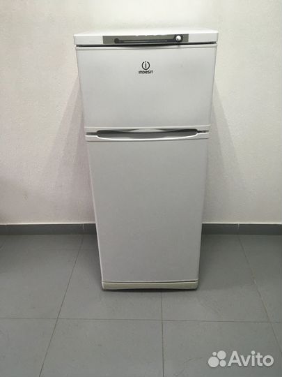 Холодильник б/у