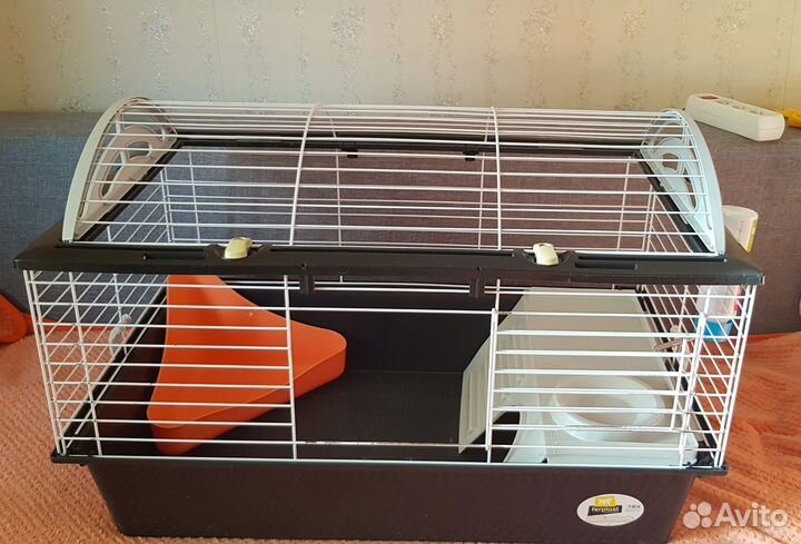 Клетка для кролика Ferplast Casita 80 78х48х50