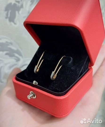 Золотые серьги