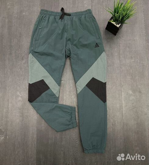 Штаны Nike ACG водоотталкивающие