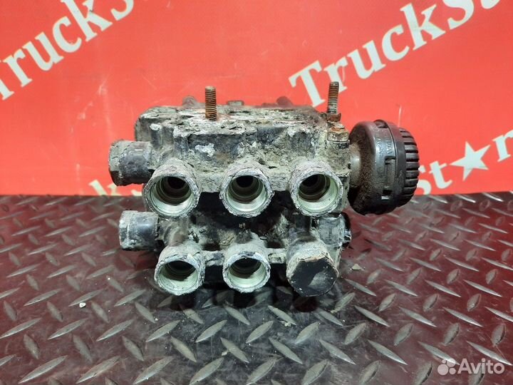 Кран уровня пола главный