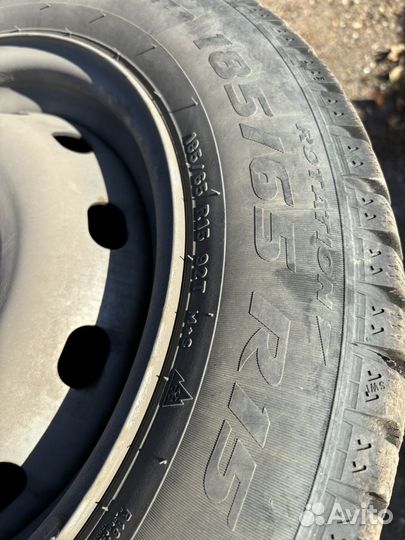 Pirelli Ice Zero 185/65 R15