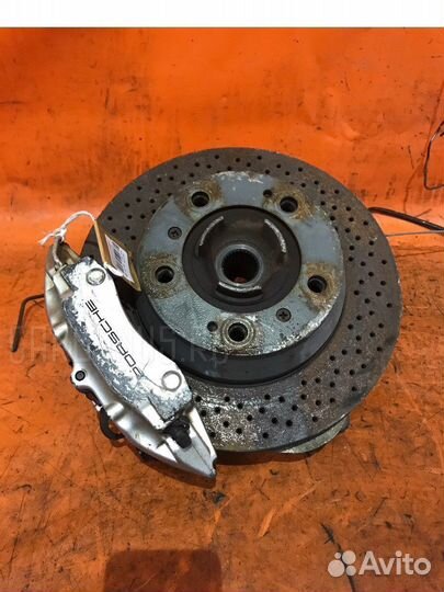 Задняя левая ступица Porsche 911 Carrera 996 M96