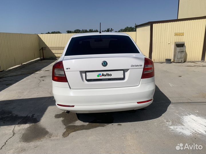 Skoda Octavia 1.6 МТ, 2011, 275 063 км