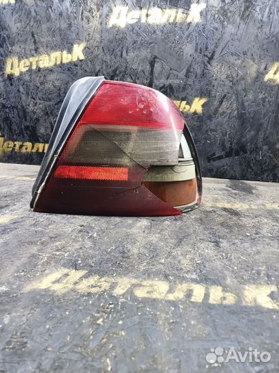 Фонарь задний правый honda civic 6 mb2 d14a8