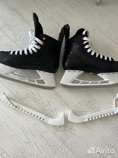 Хоккейные коньки бауэр supreme