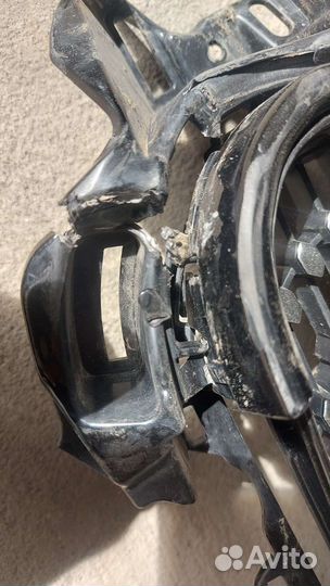 Решетка радиатора мерседес 213