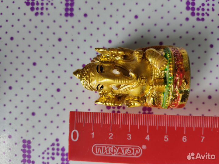 Сувенир фигурки