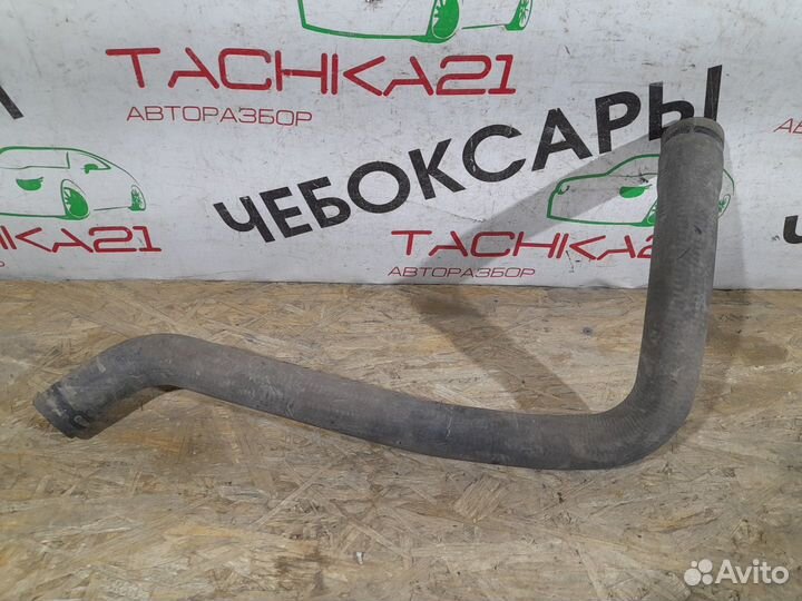 Патрубок системы охлаждения (радиатора) LADA Grant