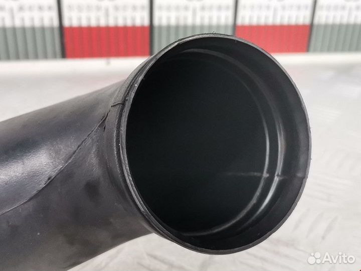 Патрубок воздушного фильтра BMW 7 E38 1997