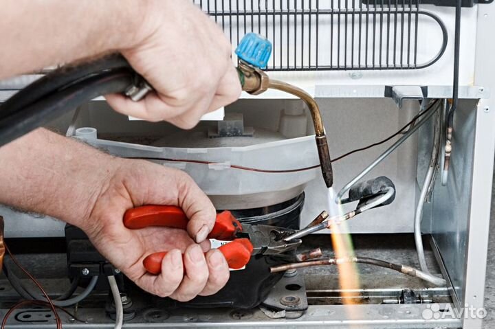 Ремонт холодильников и морозильных камер