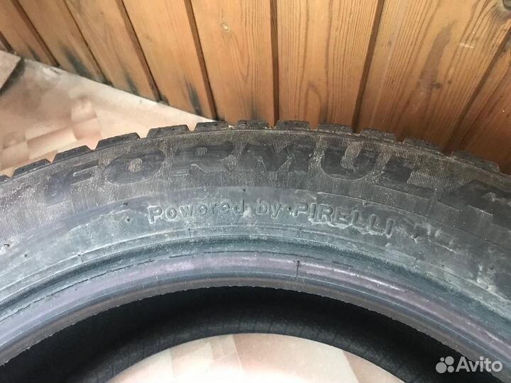 Pirelli Formula Ice 215/55 R17 98T