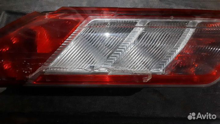 Задний левый стоп Форд Кастом