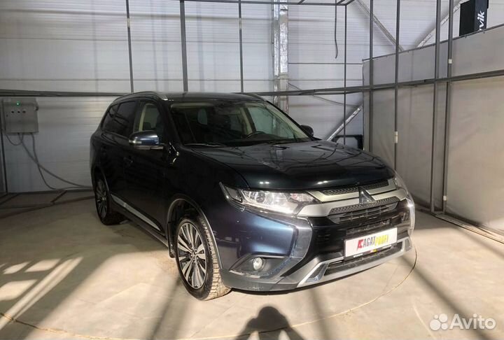 Mitsubishi Outlander 2.0 CVT, 2019, 146 858 км