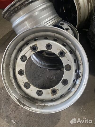 Продаю диски