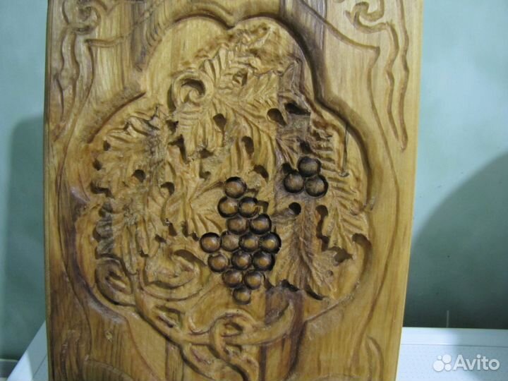 Доска разделочная резная, липа, ручная работа