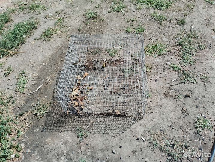 Большая клетка для птиц