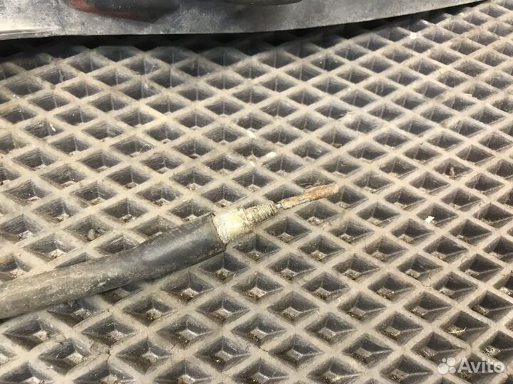 Накладка ручки бардачка правая Daf XF105