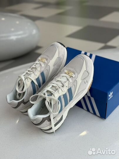 Кроссовки мужские Adidas