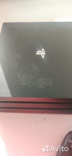 Игровая приставка ps4 pro