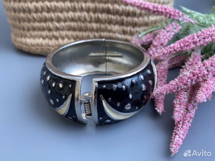 Браслет женский широкий металлический