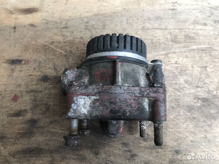 Клапан ускорительный Iveco Eurotech Ивеко Евротех