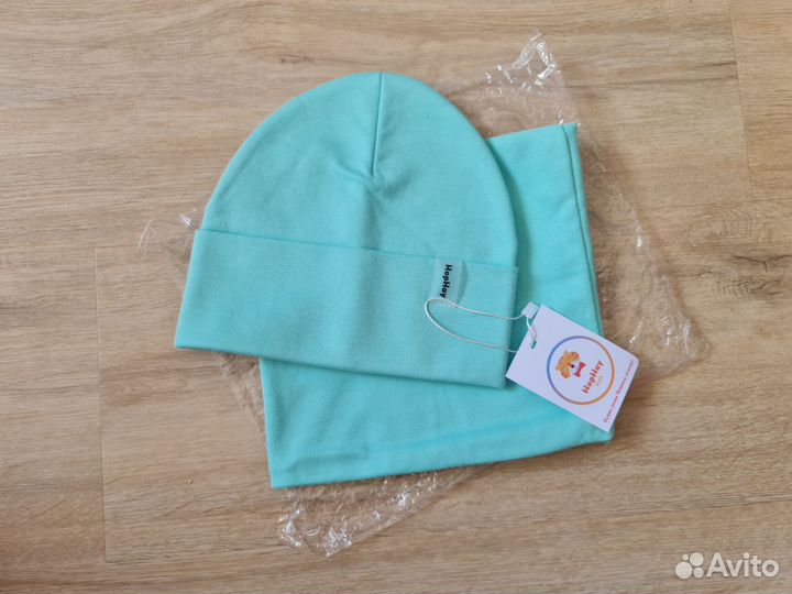 Комплект шапка бини и снуд