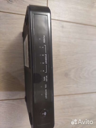 Интернет центр Zyxel adsl2+ с wifi 802.11n 300Мбит