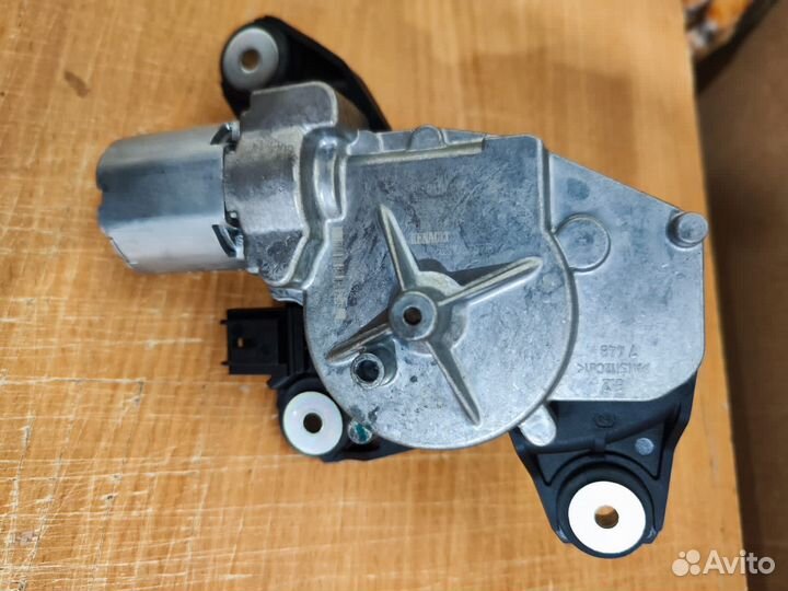 Моторчик стеклоочистителя задний Веста универсал