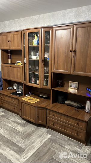 Мебельная стенка бу