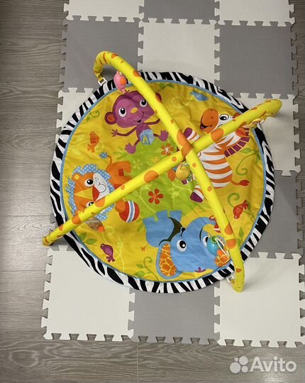 Развивающий коврик для малыша