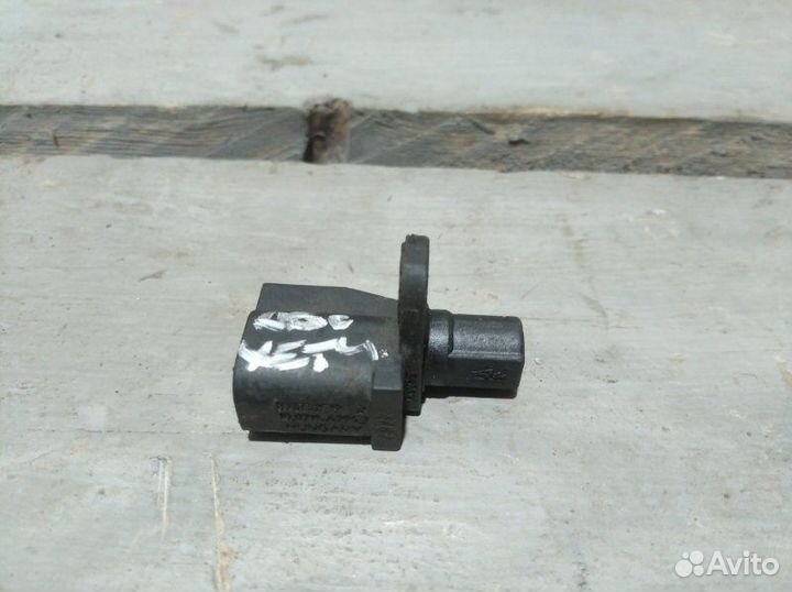 Датчик ABS задний правый Ford Focus Iii хетчбек