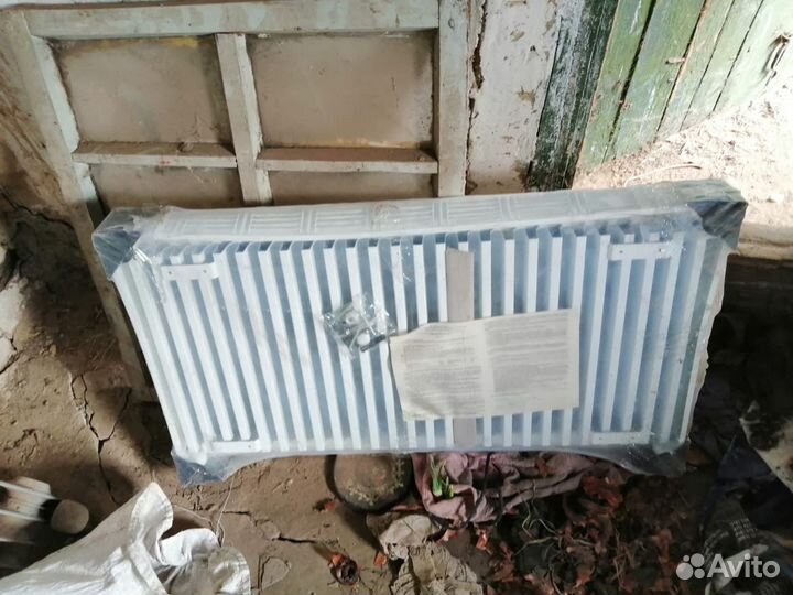 Радиатор Prado Universal