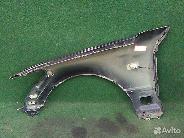 Крыло переднее правое Toyota Celsior