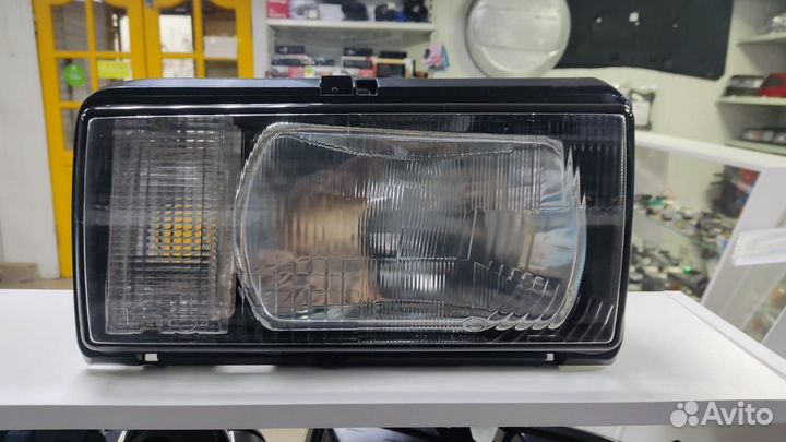 Фара Ваз 2107 Левая Белый поворотник Новая