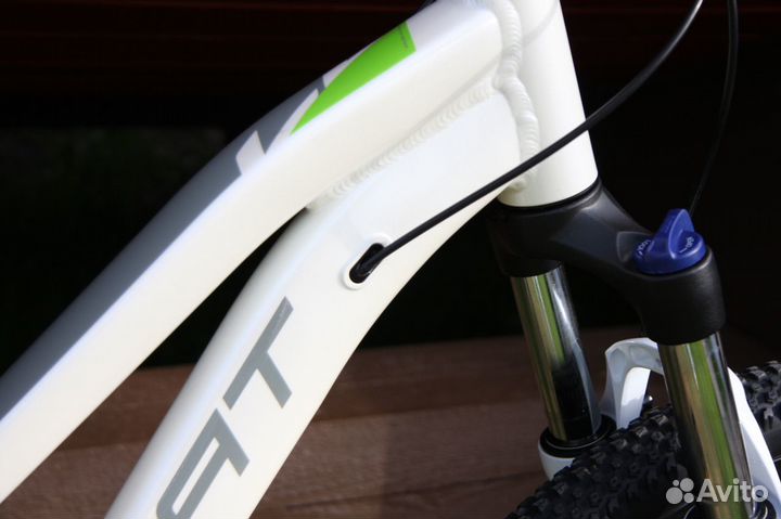 Format 2022 7715 27.5. Женский