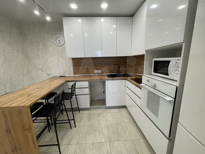 2-к. квартира, 50 м², 13/20 эт.
