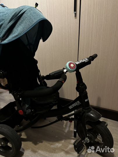 Детский велосипед с родительской ручкой