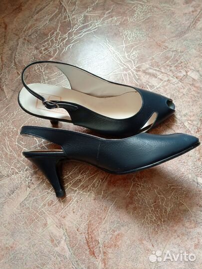 Одежда и обувь