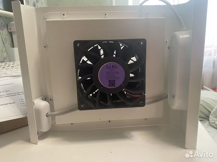 Маникюрный пылесос Li.Ki