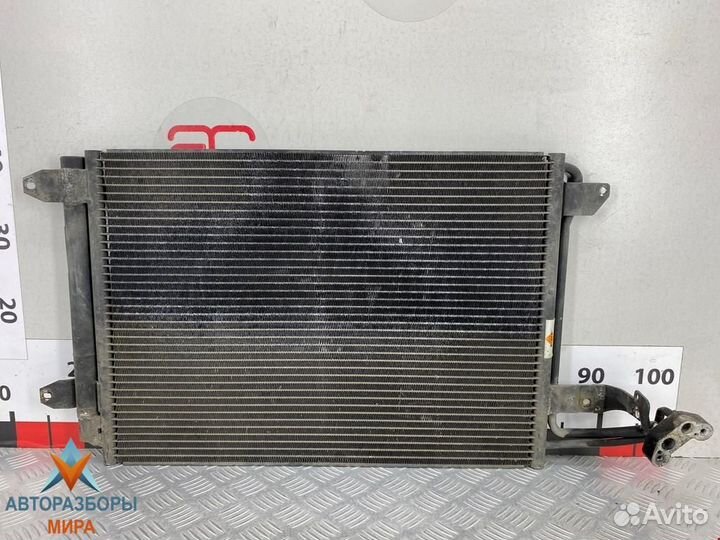 Радиатор кондиционера Volkswagen Golf 5 2008