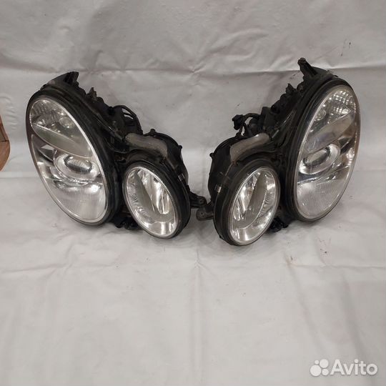 Фары Mercedes W211 Ксенон Комплект