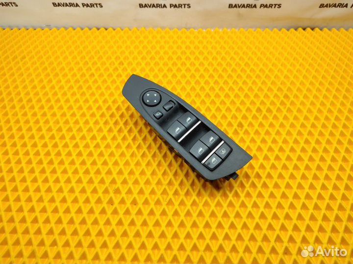 Блок управления стеклоподъемниками передний правый