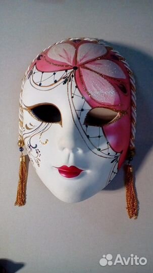 Продам маски венецианские