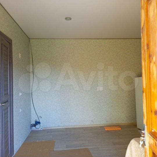 Дом 25 м² на участке 9 сот.