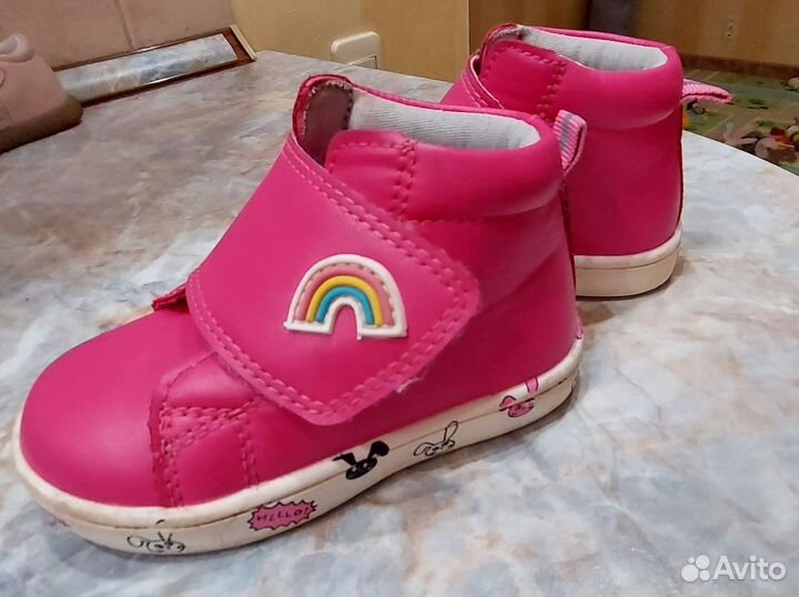 Ботинки демисезонные для девочки 20 размер